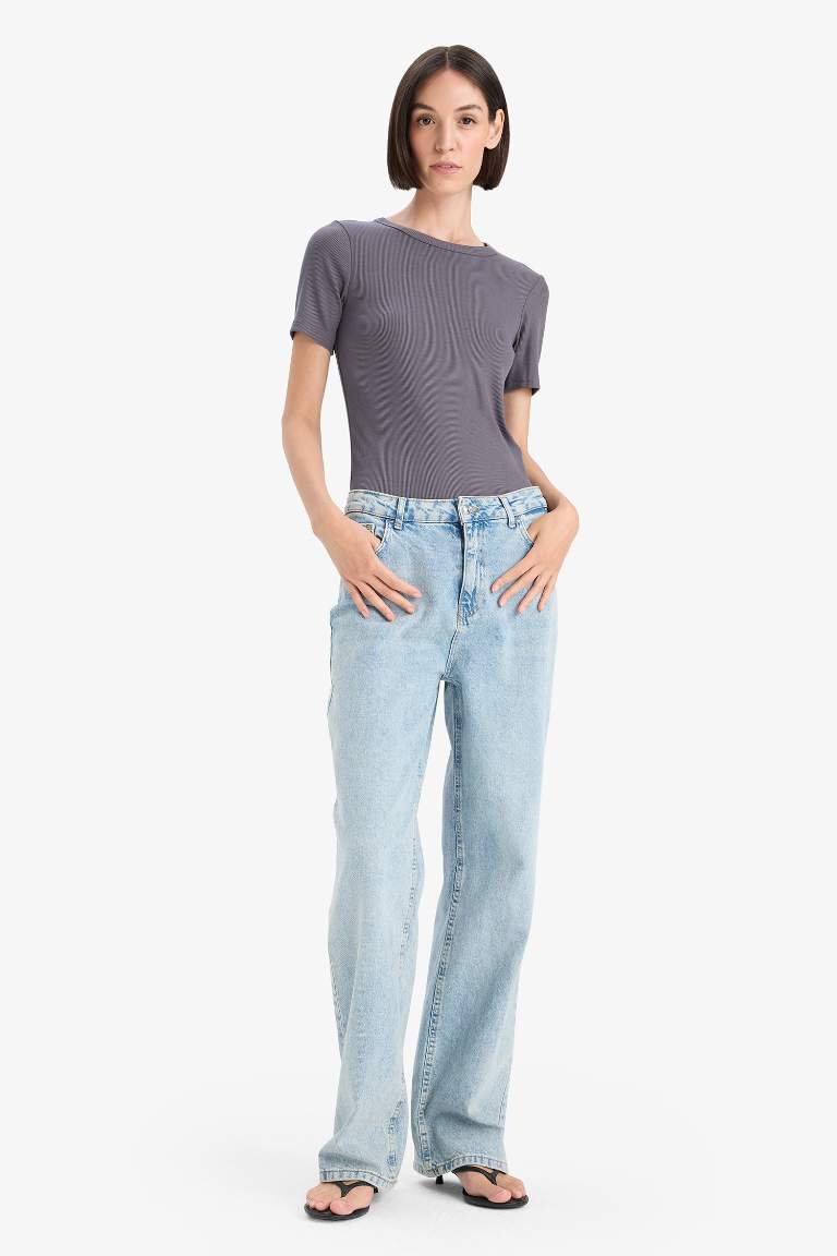 Slim Fit Dar Kesim Bisiklet Yaka Basic Düz Fitilli Kaşkorse Kısa Kollu Tişört