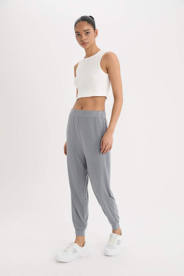 DeFactoFit Oversize Geniş Kalıp Sporcu Pantolon Jogger Paça Standart Boy Modal Kumaş