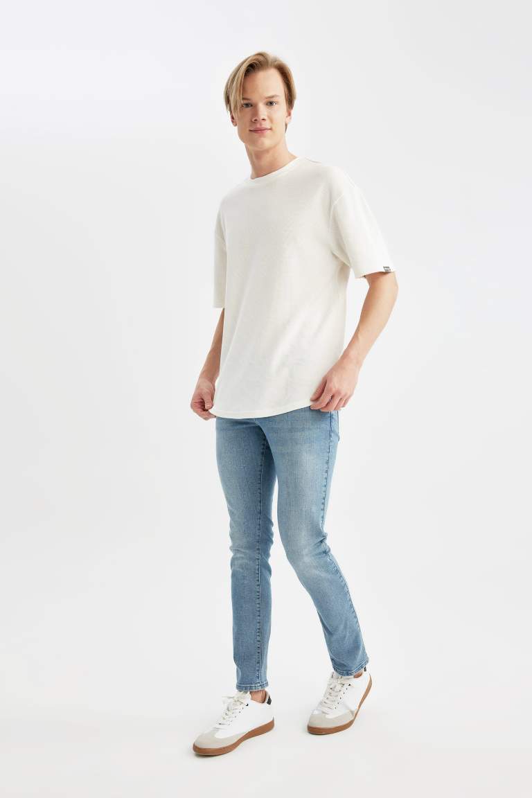 Jean Skinny Taille Normale Et Jambe Étroite