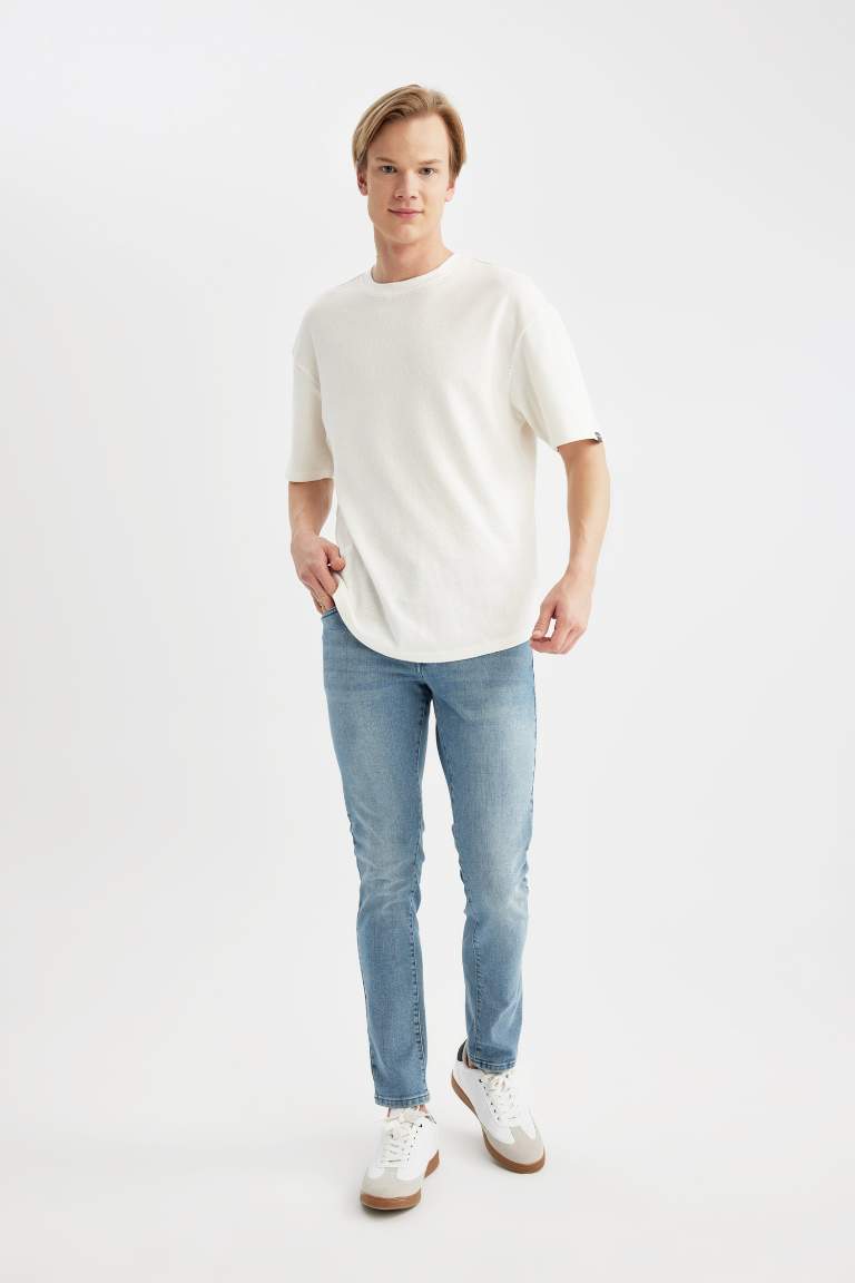 Jean Skinny Taille Normale Et Jambe Étroite