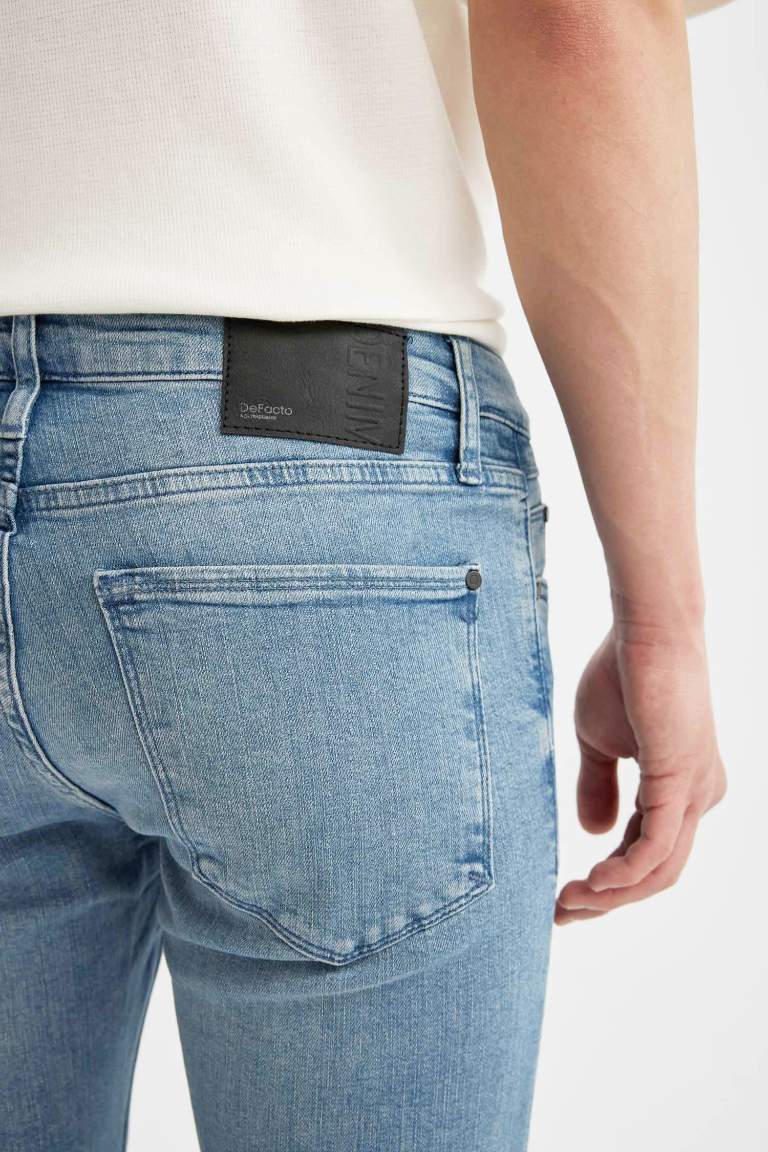 Jean Skinny Taille Normale Et Jambe Étroite