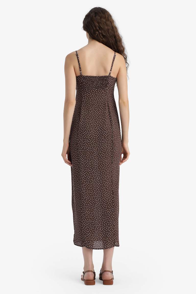 Bodycon Vücudu Saran Kalp Yaka Puantiyeli Maroken Askılı Midi Elbise