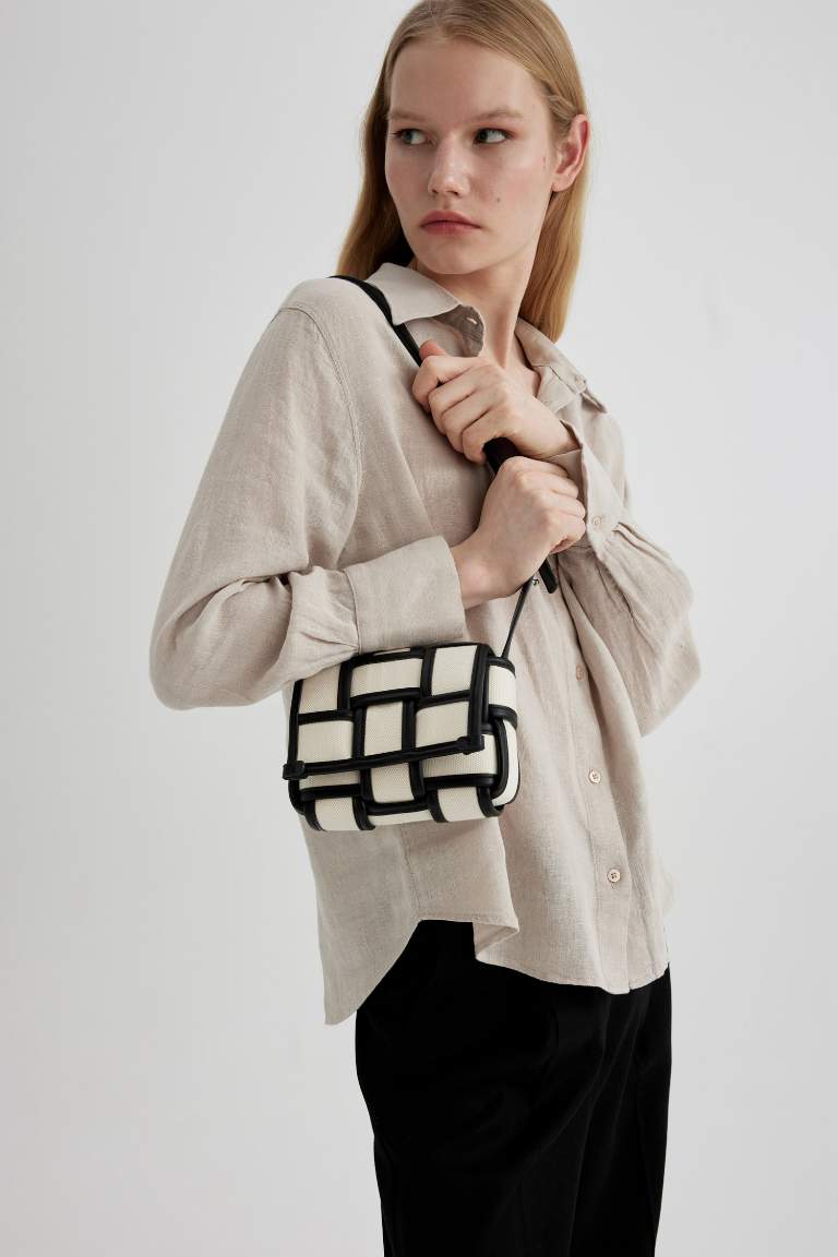 Shoulder bag