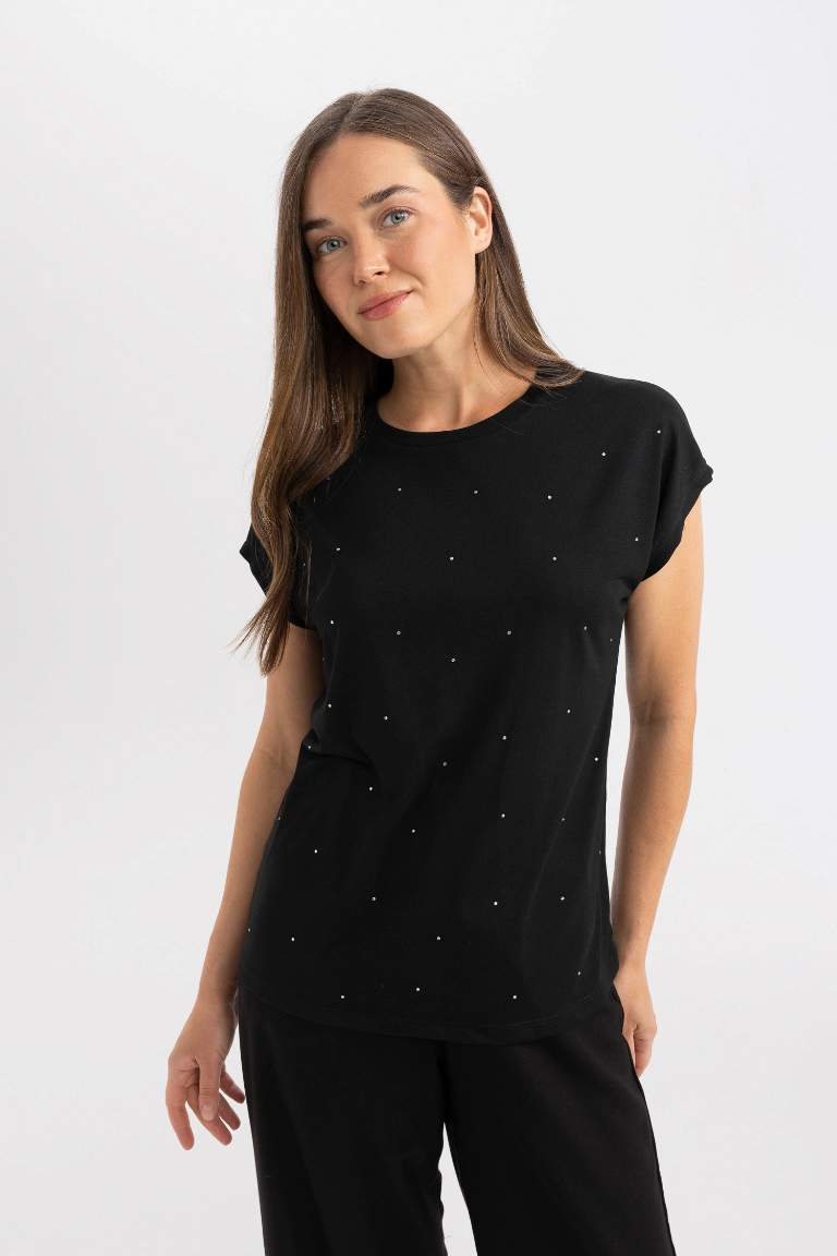 Crew Neck Embroidered Short Sleeve T-Shirt