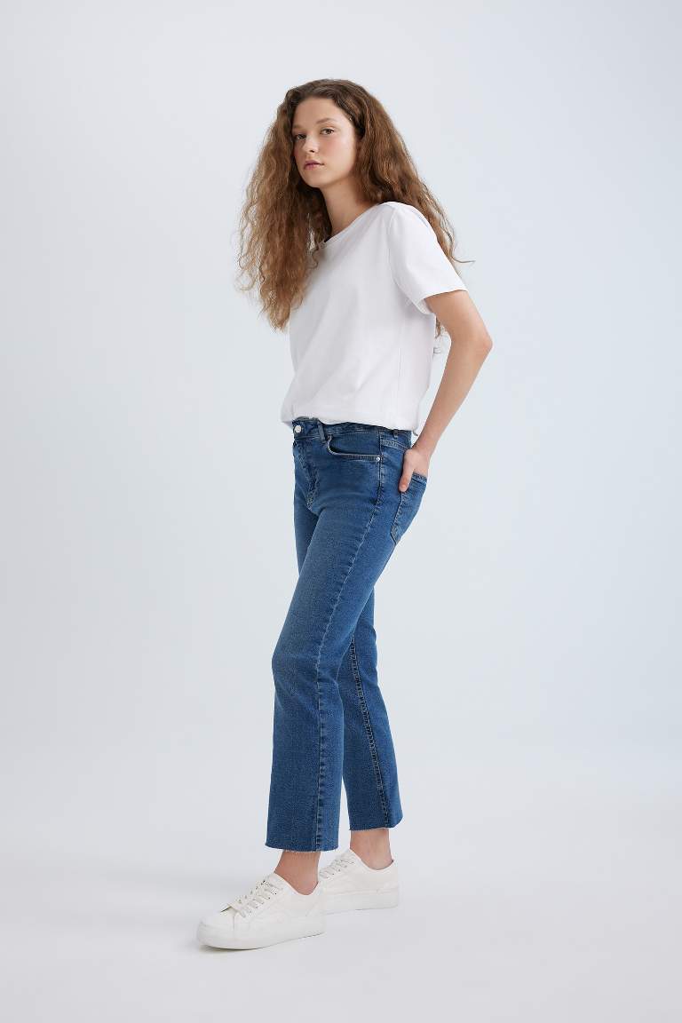 Crop Flare Fit High Waist Ankle Length Jeans