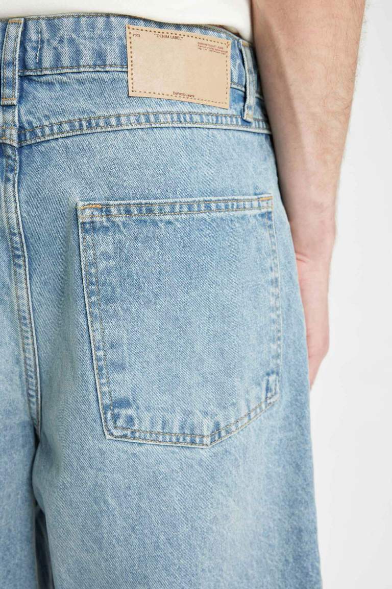 Short Bermuda en Jean Baggy