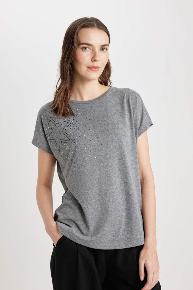 Crew Neck Star Patterned Short Sleeve T-Shirt