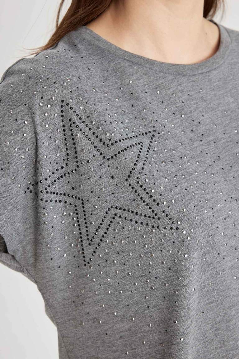 Crew Neck Star Patterned Short Sleeve T-Shirt