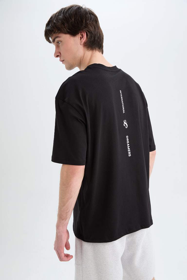 Oversize Fit Crew Neck T-Shirt