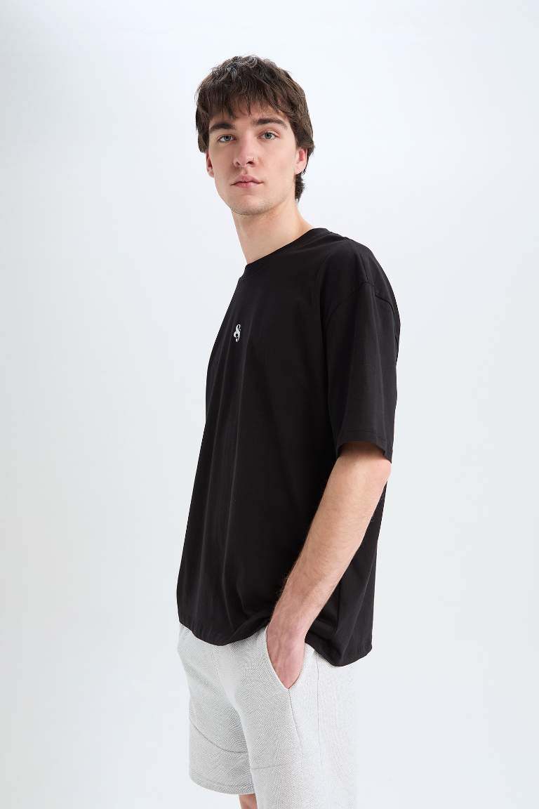 Oversize Fit Crew Neck T-Shirt