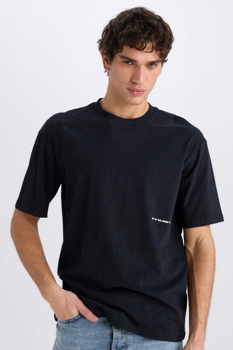 Boxy Fit Crew Neck Printed T-Shirt