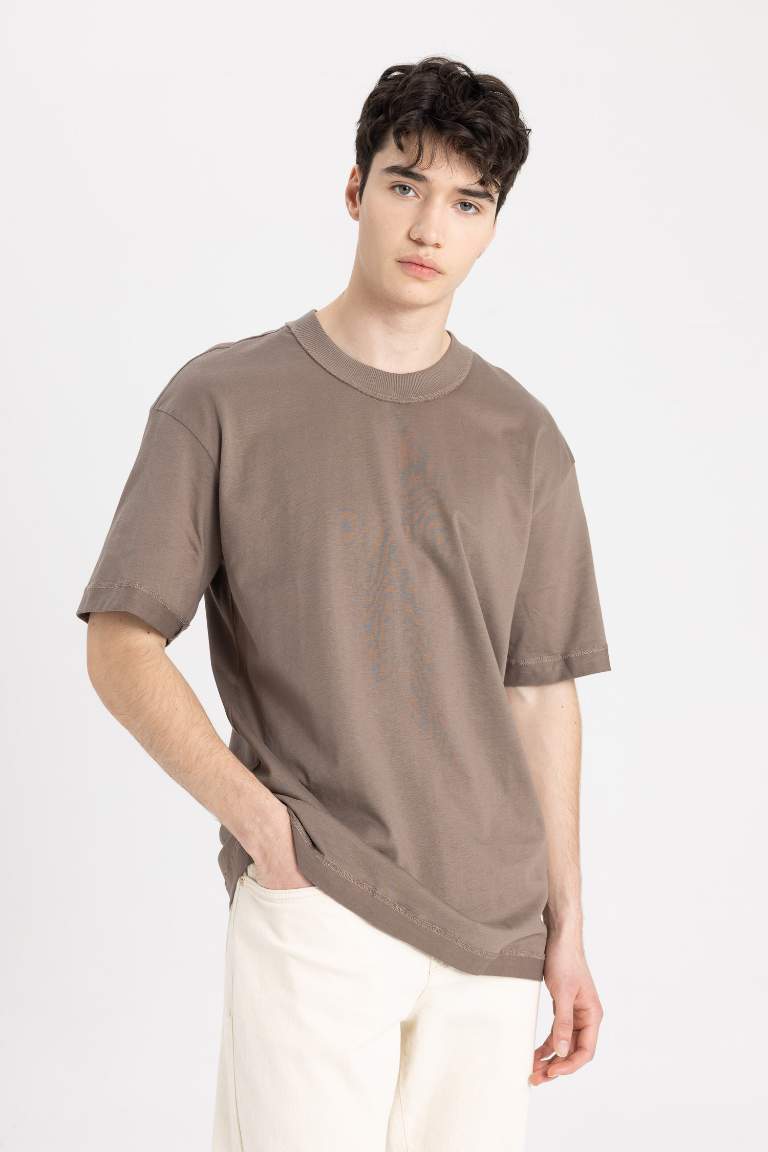 Boxy Fit Crew Neck Short Sleeve T-Shirt