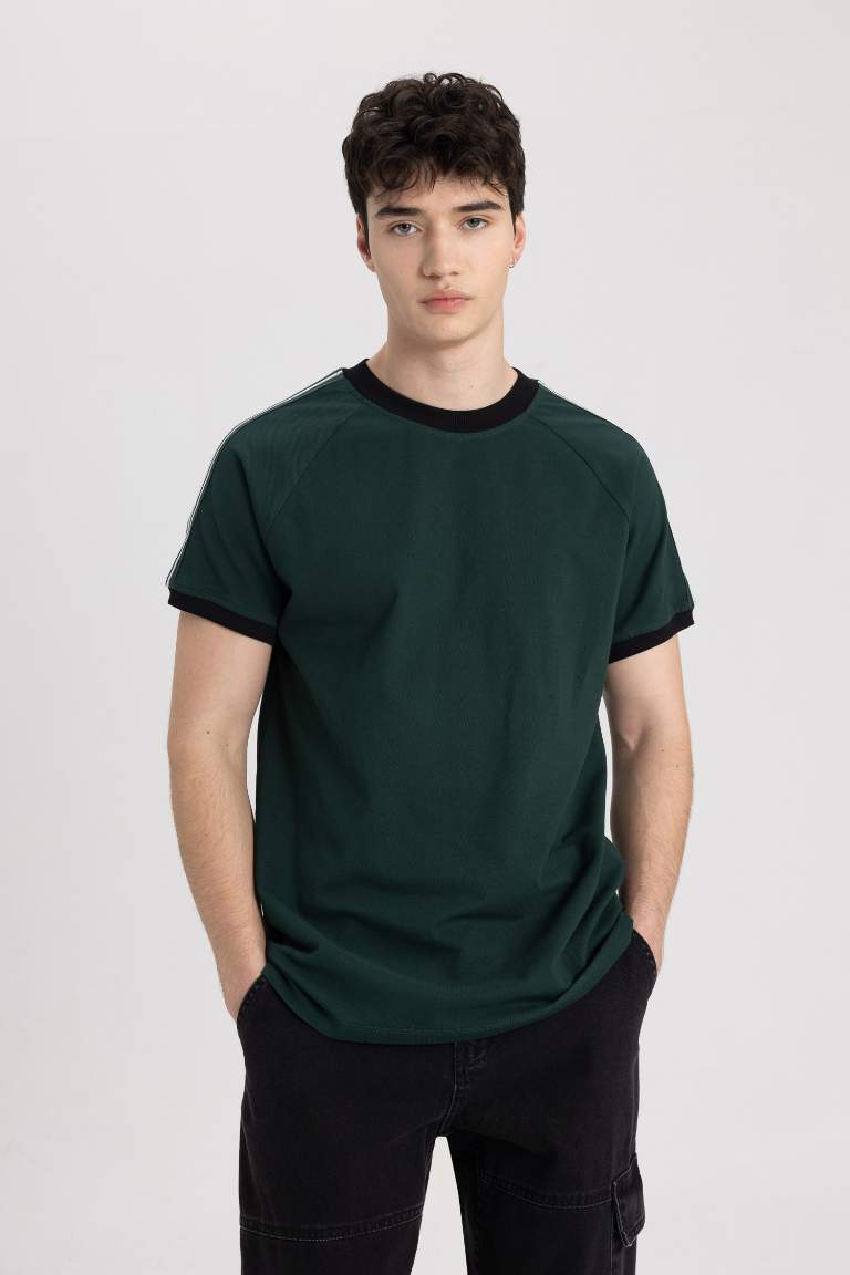 Regular Fit Crew Neck Short Sleeve T-Shirt