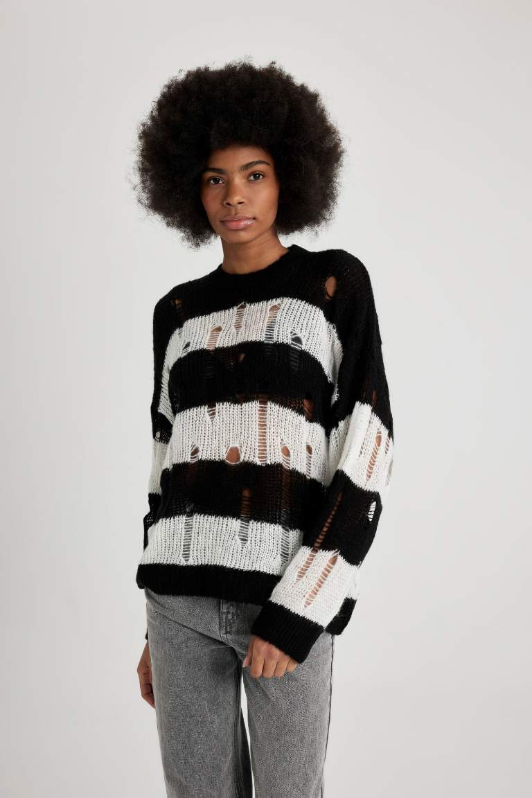 Oversize Fit Striped Crew Neck Openwork Knitted Pullover