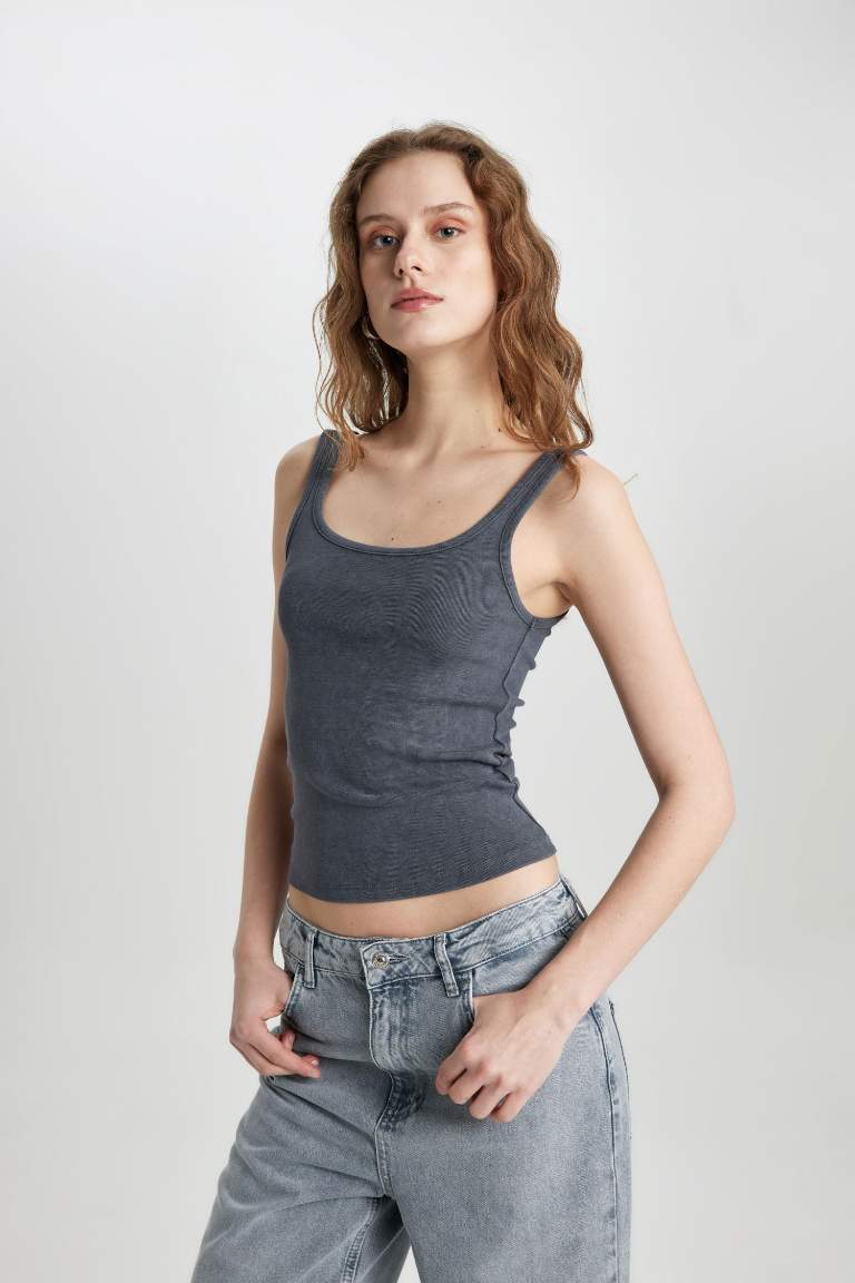 Slim Fit Ribana Crew Neck Sleeveless Tank Top