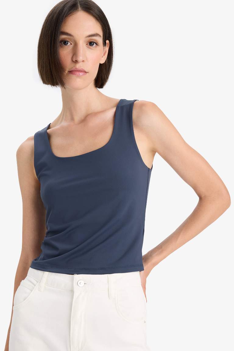 Slim Fit Dar Kesim Basic Düz Kare Yaka Atlet