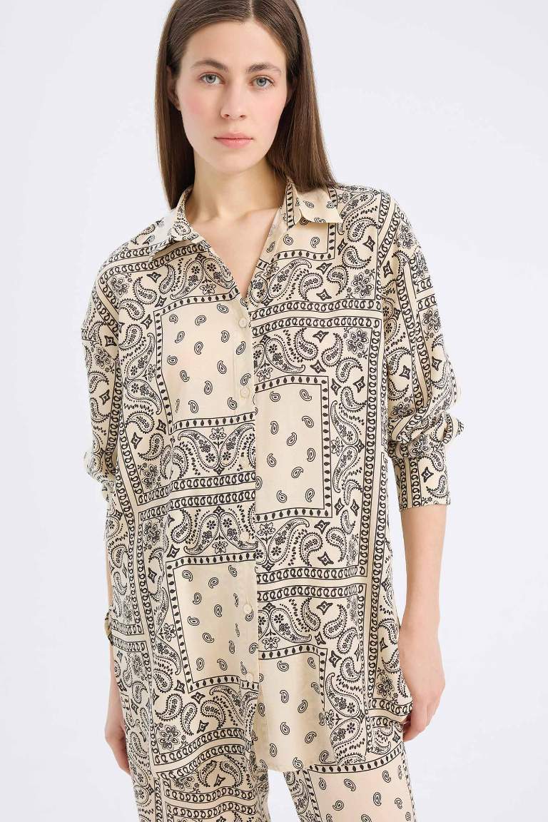 Chemise de Plage en Viscose à coupe régulière à motifs de Fall in Love