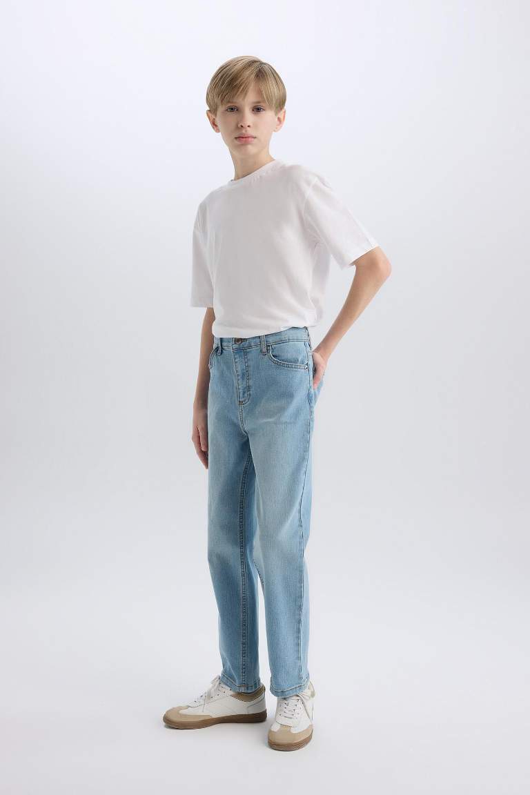 Erkek Çocuk Straight Fit Düz Paça Cepli Basic Düz Jean Pantolon