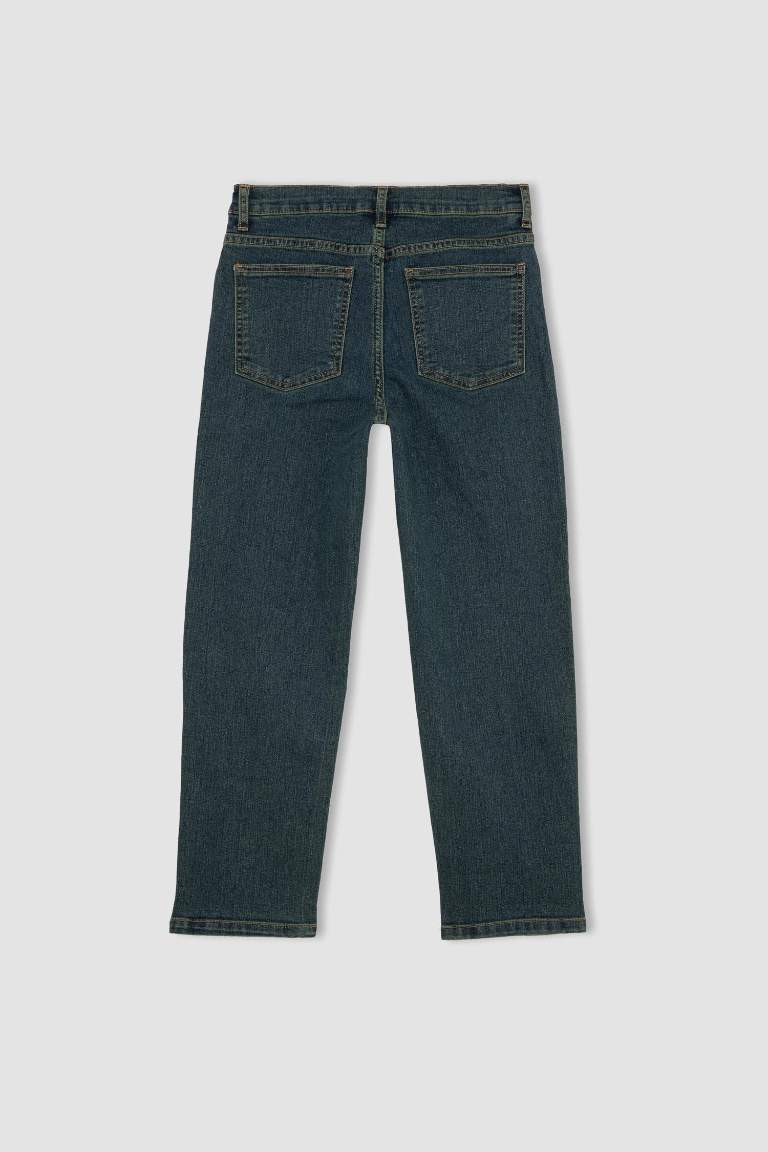 Boy Straight Fit Straight Leg Jeans