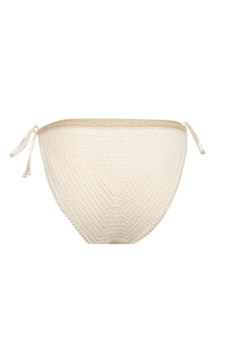 كلوت بكيني تريكو قصة عادية من Fall in Love