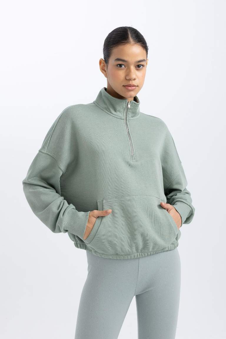 DeFactoFit Stand Collar Sports Crop Sweatshirt