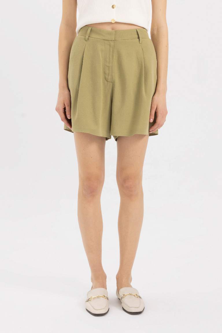 High waist Ankle Length Shorts