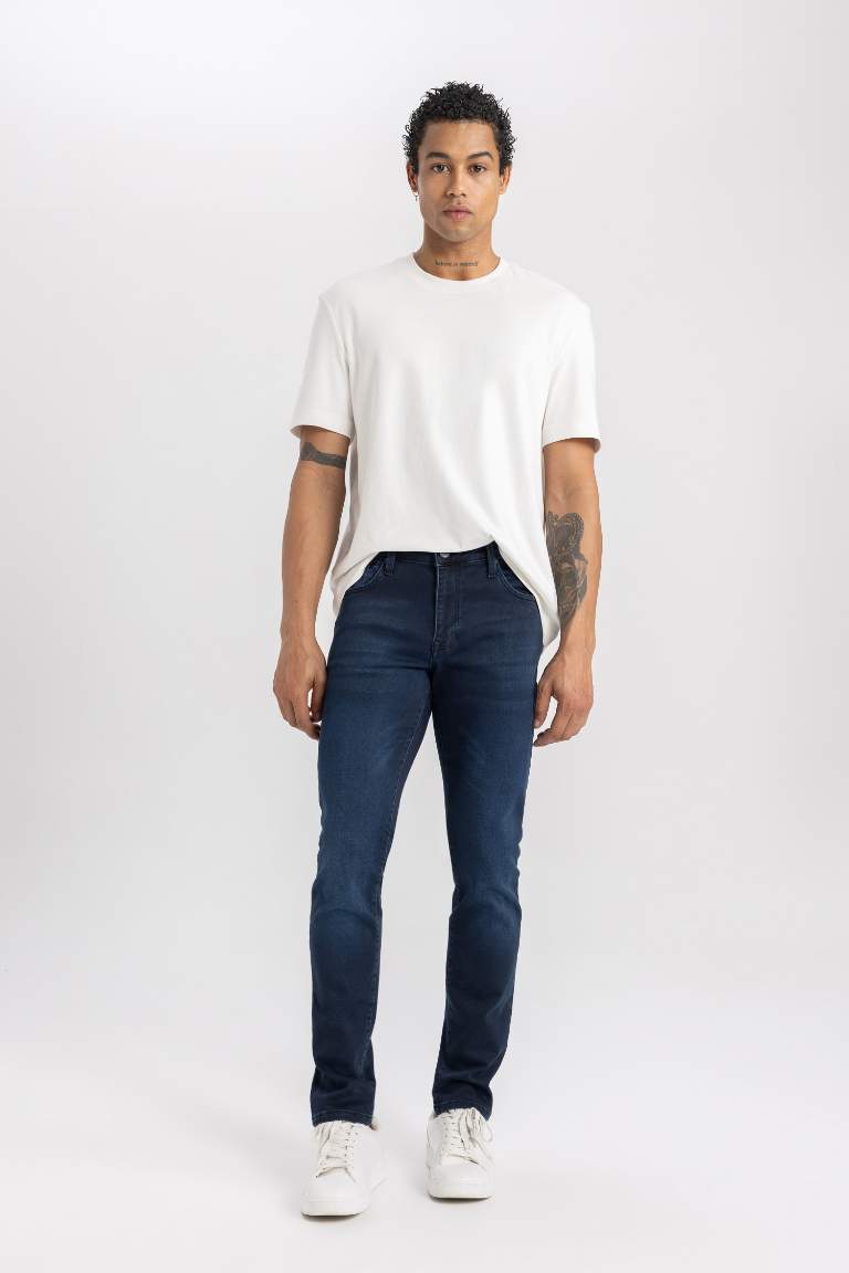 Jean Coupe slim à taille normale