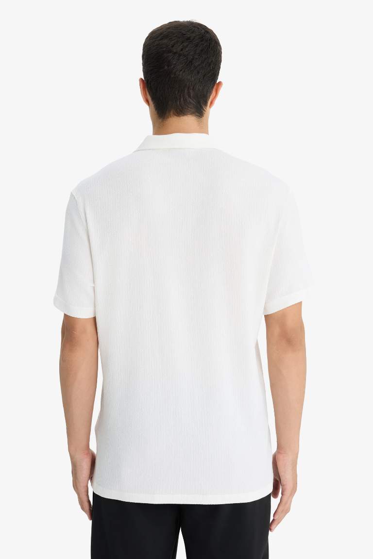 Man Short Sleeve Shirt
