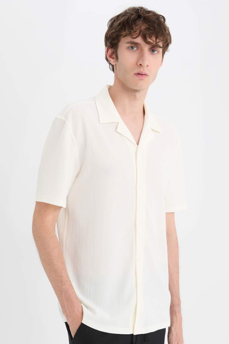 Modern Fit Resort Neck Short Sleeve Shirt