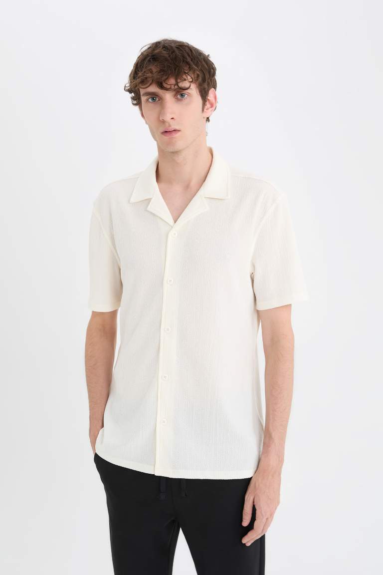 Modern Fit Resort Neck Short Sleeve Shirt