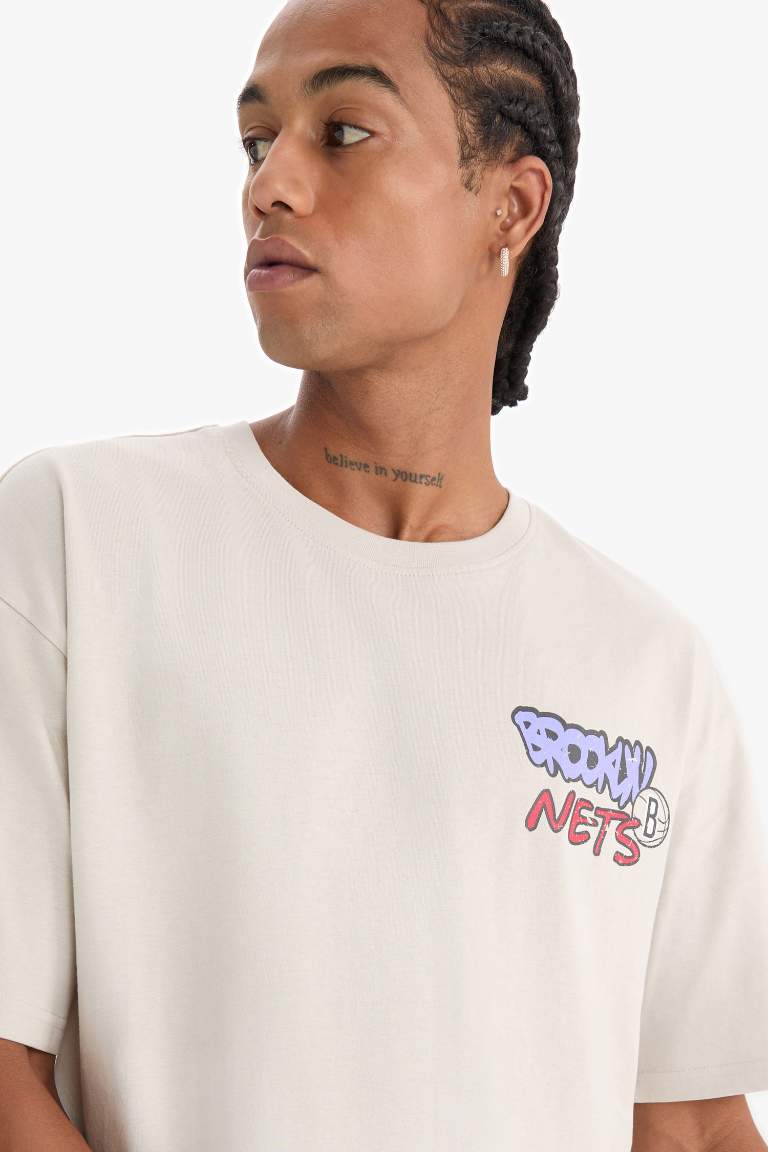 Футболка DeFactoFit NBA Brooklyn Nets Boxy Fit с круглым вырезом и коротким рукавом