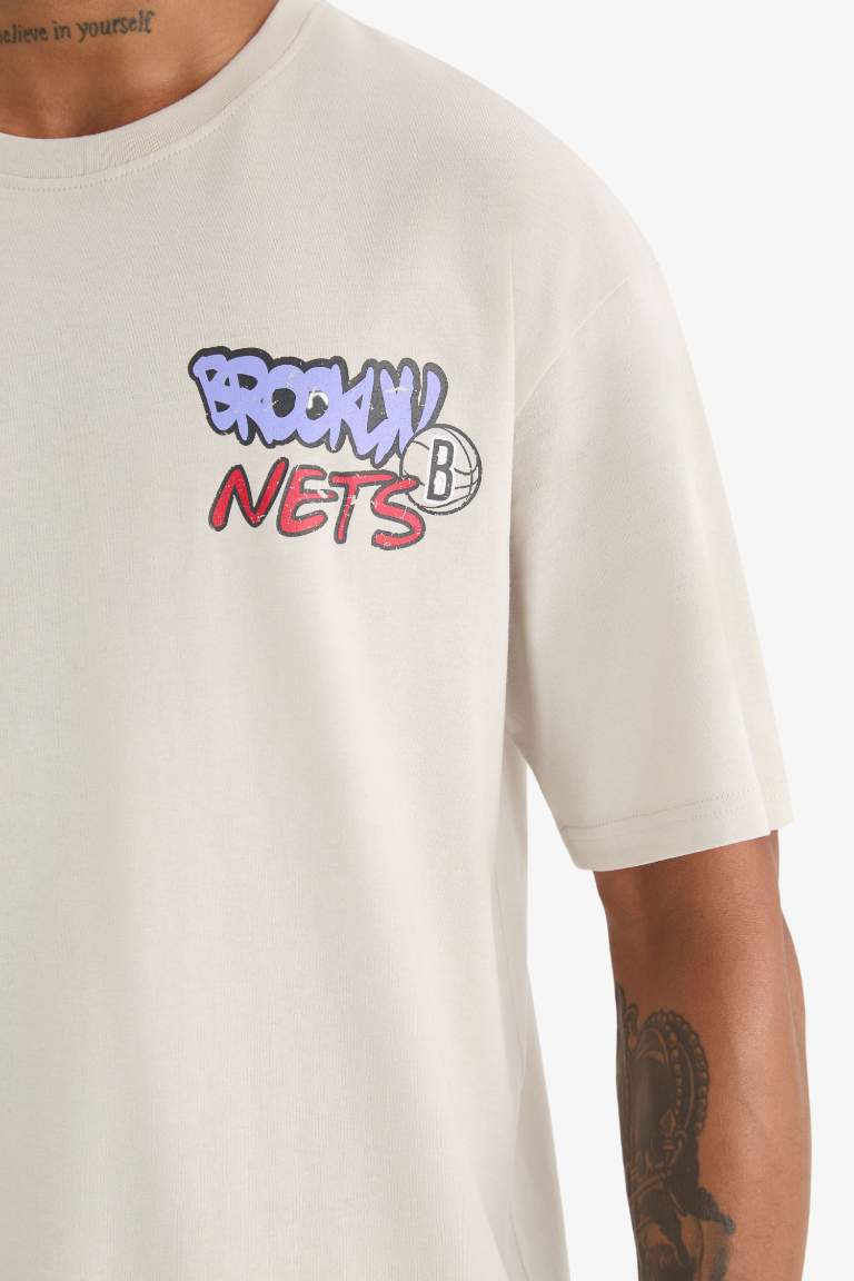 Футболка DeFactoFit NBA Brooklyn Nets Boxy Fit с круглым вырезом и коротким рукавом