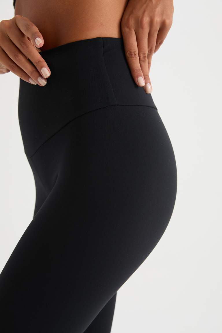 Legging de sport à taille haute en tissu premium extensible de DeFactoFit