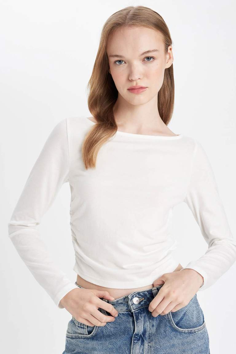 White Fitted Body-fitting Boat Neck Basic T-Shirt