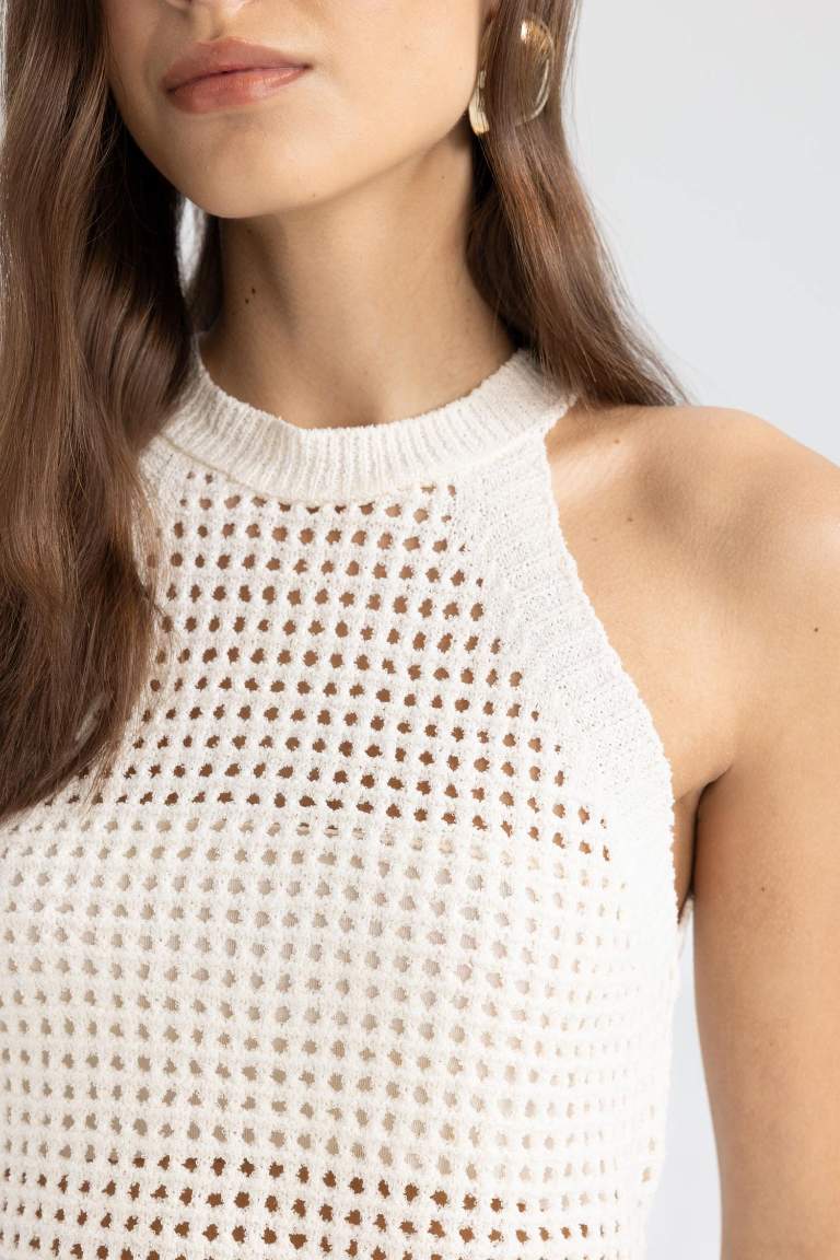 Halter Neck Openwork Knitwear Crop Top