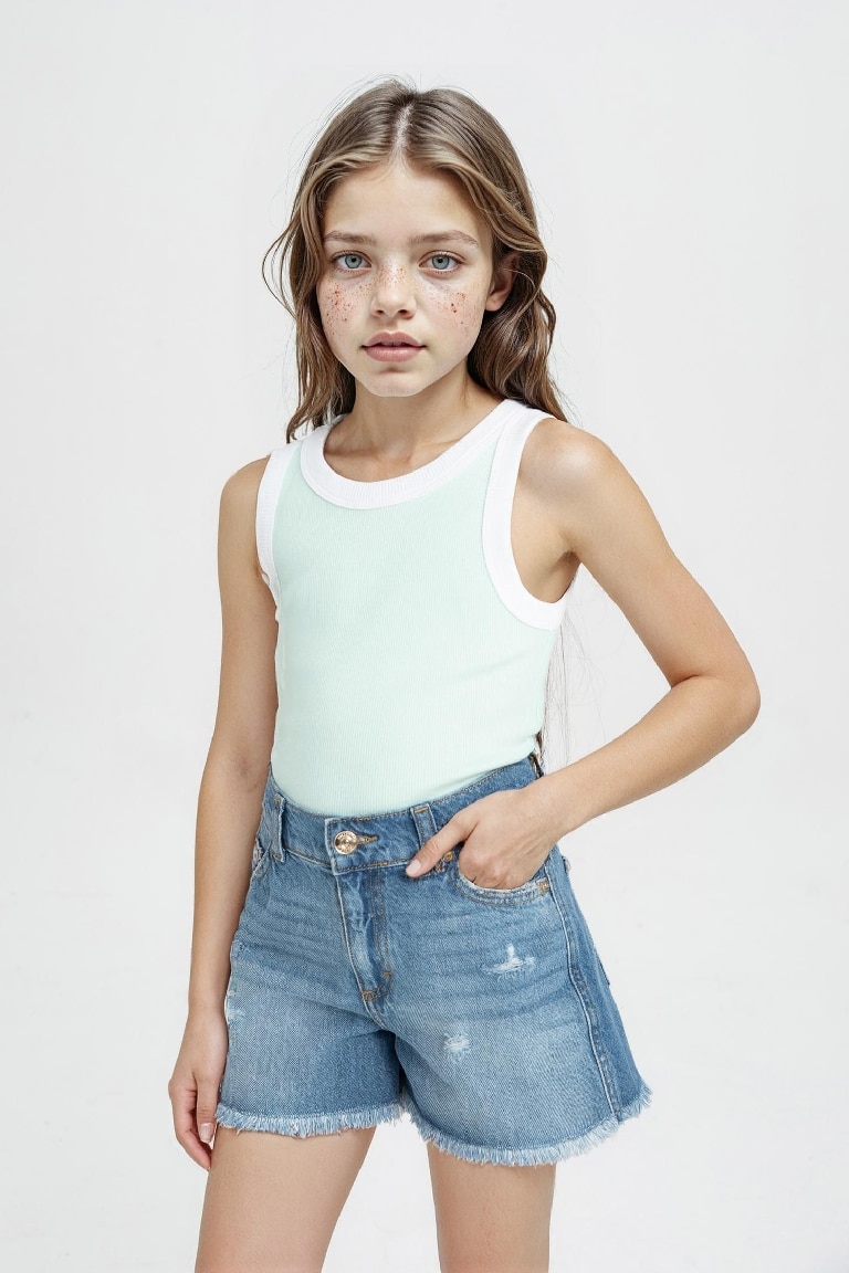 Girl Crew Neck Crop Top