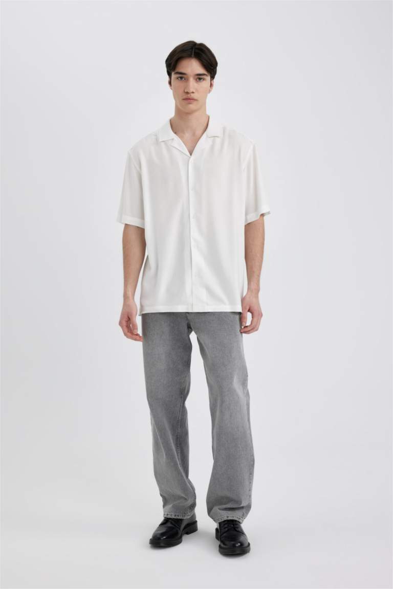 Regular Fit Yazlık Apaş Yaka Viskon Basic Düz Kısa Kollu Beyaz Gömlek