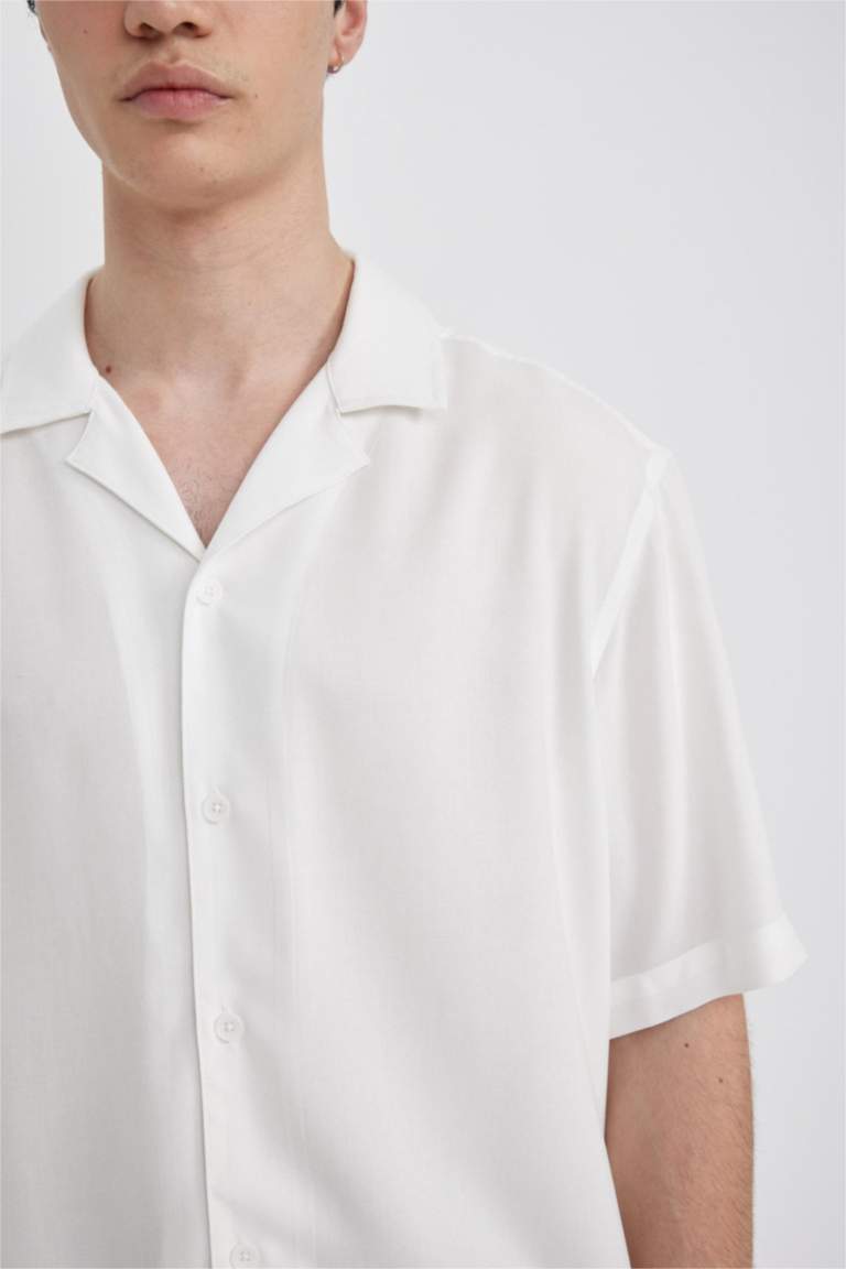 Regular Fit Yazlık Apaş Yaka Viskon Basic Düz Kısa Kollu Beyaz Gömlek