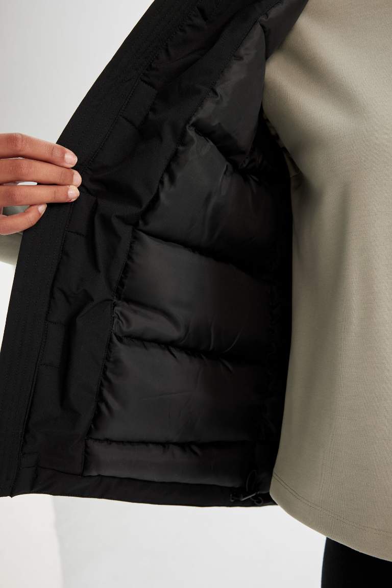 DeFactoFit Regular Fit Windproof Waterproof Puffer Vest