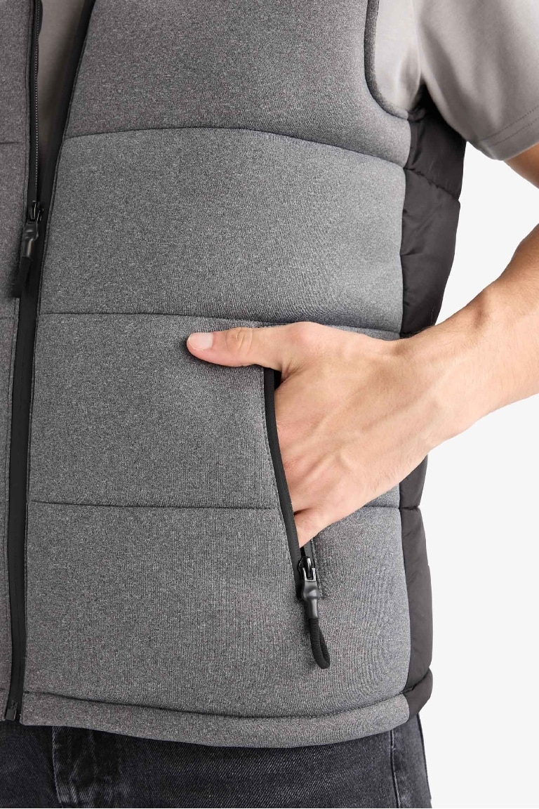 Slim Fit Hooded Zippered Puffer Vest
