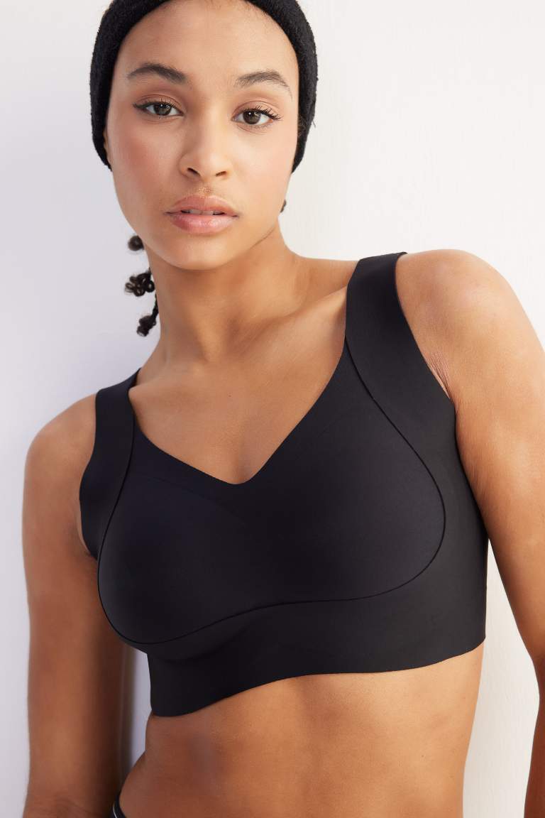 DeFactoFit V Neck Heavy Fabric Sports Bra