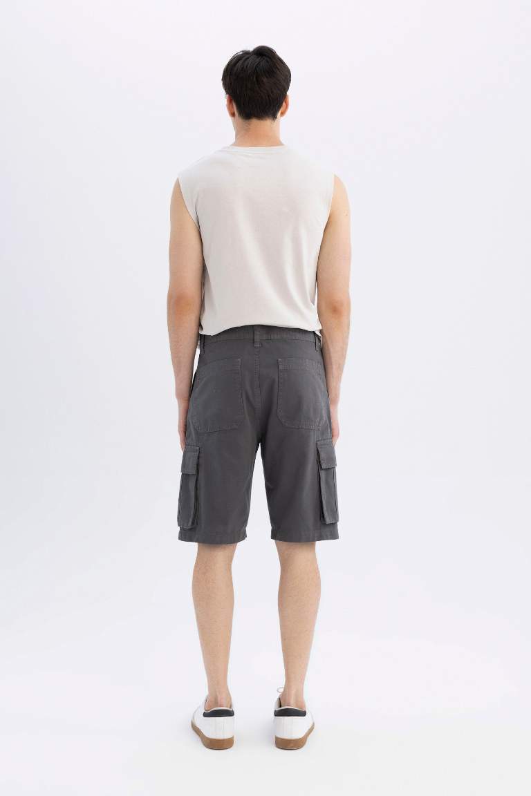 Cargo Fit Gabardine Regular Hem Bermuda