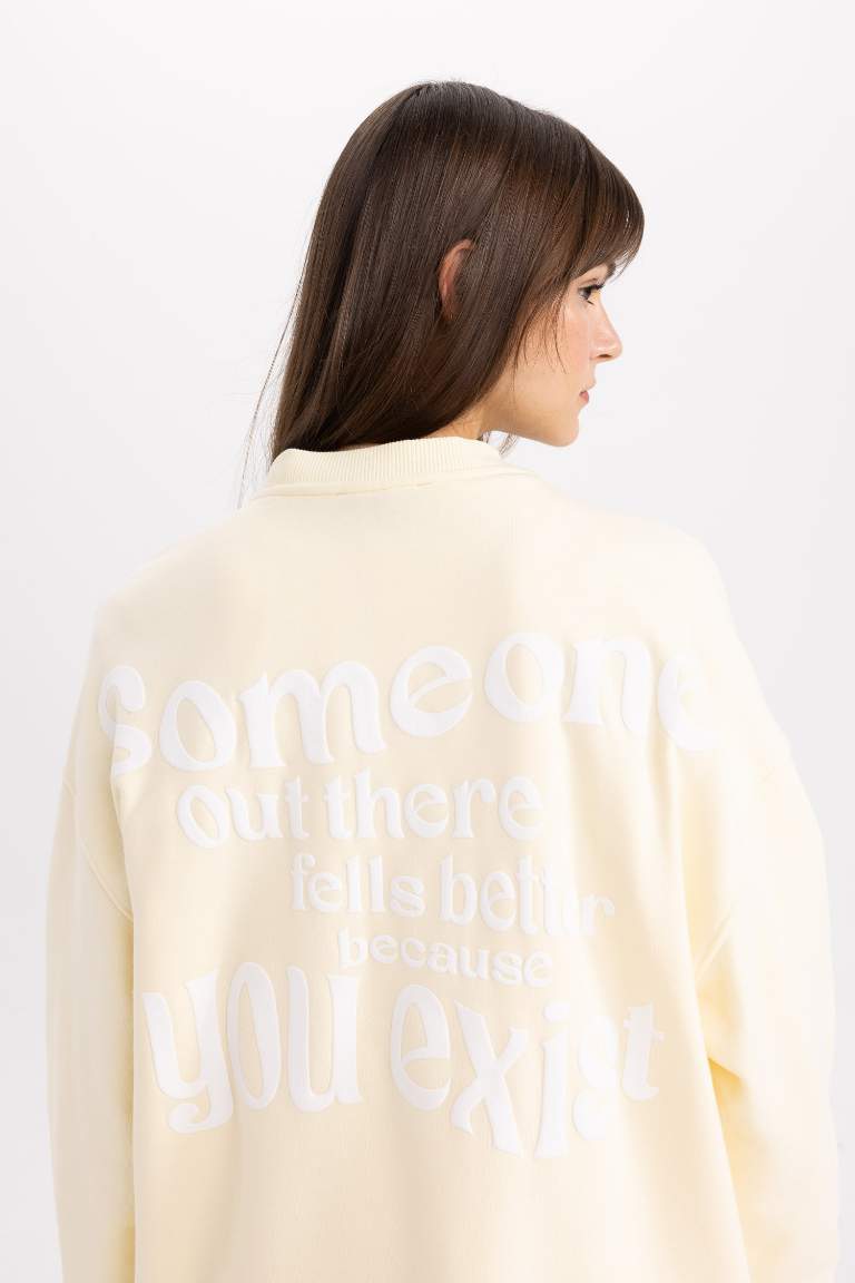 Crew Neck Back Printed Soft Fluffy Thick Sweatshirt Tunic