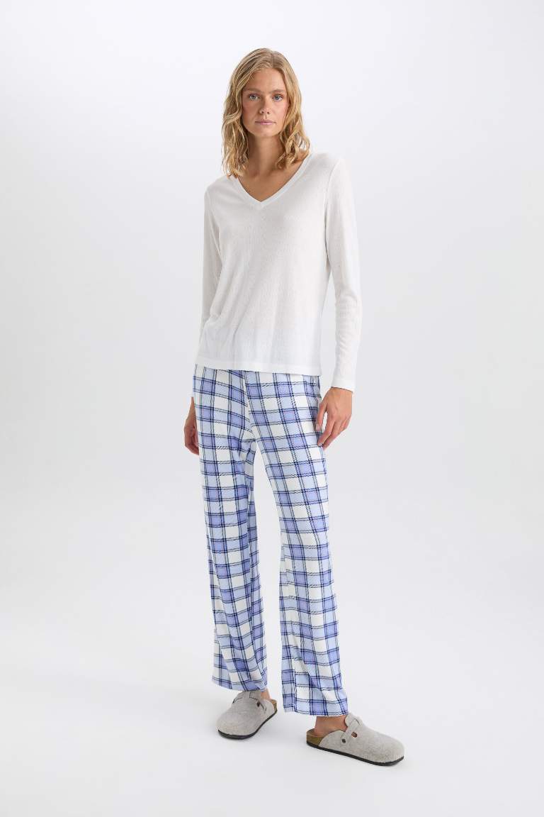 Fall in Love V Neck Basic Top Checked Bottom 2 Piece Pajama Set