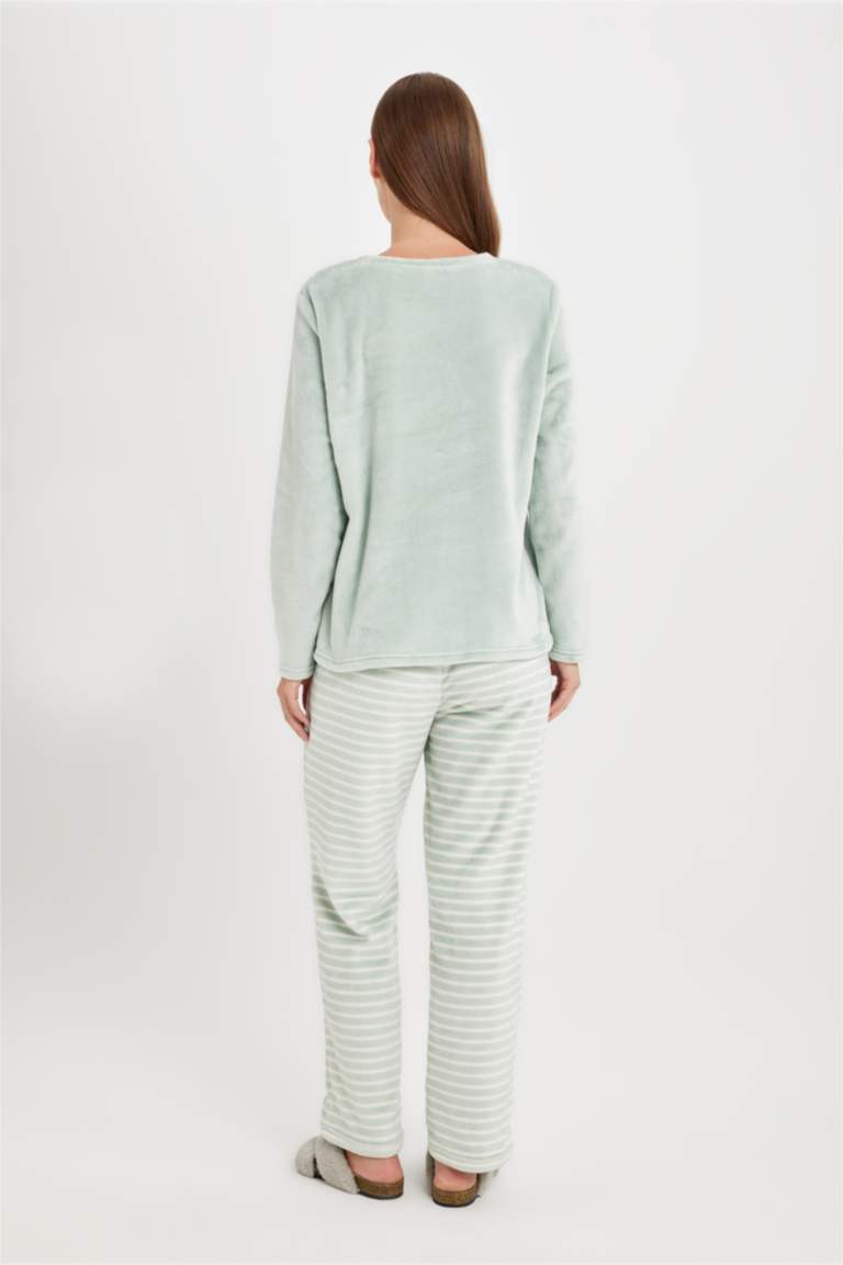 Fall in Love Pijama Takım Welsoft Pelüş Baskılı Bisiklet Yaka Uzun Kollu Üst Çizgili Beli Lastikli Alt