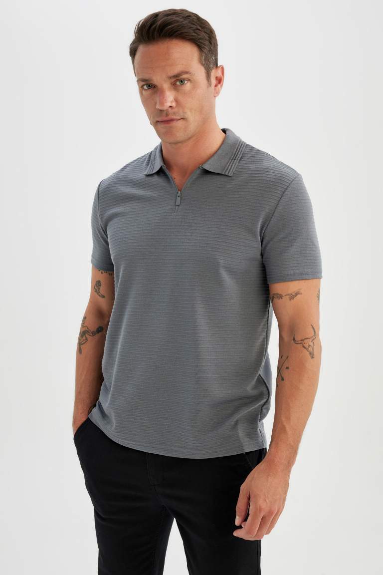 New Regular Fit Zippered Polo T-Shirt