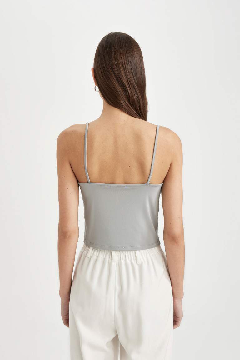 Fitted U-Neck Strappy Tank Top