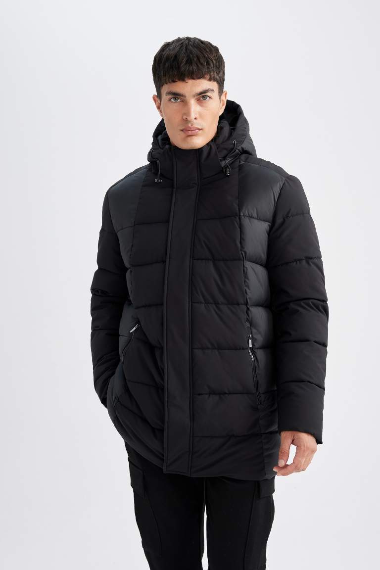 Manteau à capuche imperméable Coupe Slim avec doublure