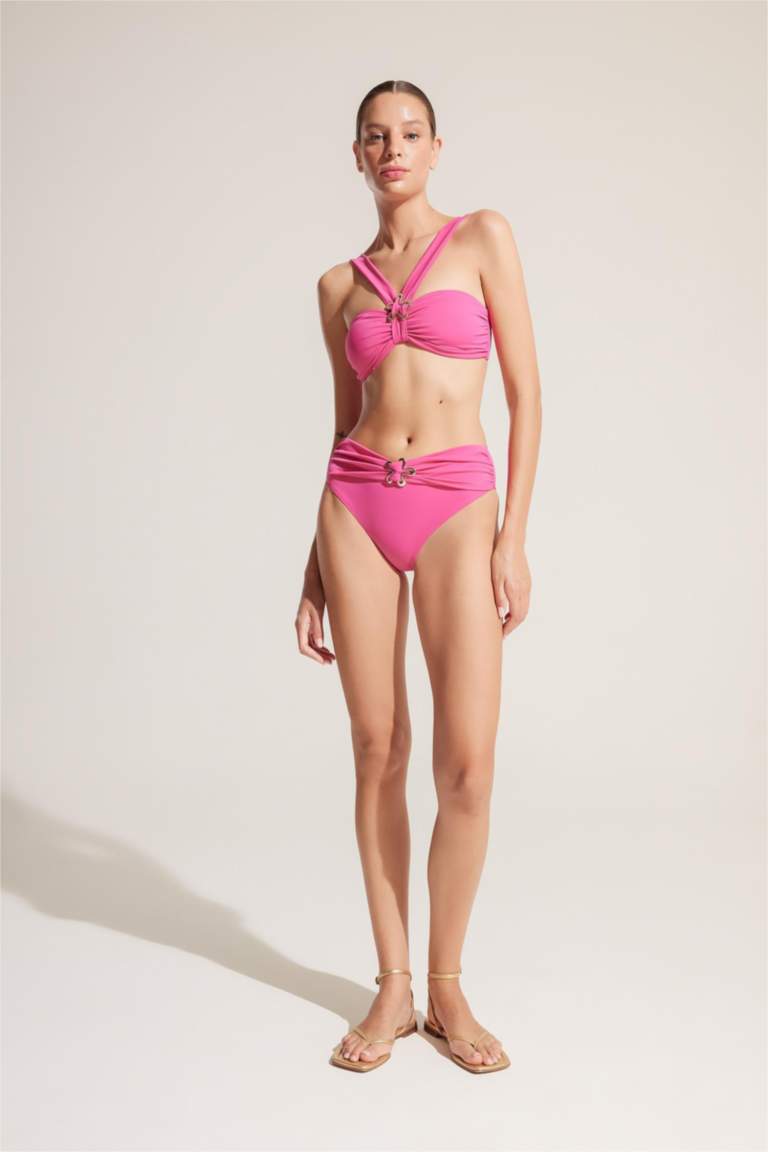 Ayje x DeFacto Tokalı Bikini Altı