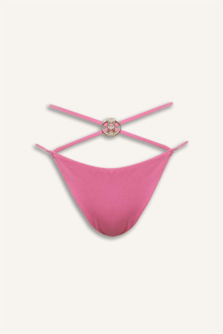 كلوت بكيني قصة عادية من Declara x DeFacto